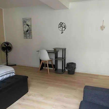 Chez Nath House Sedan